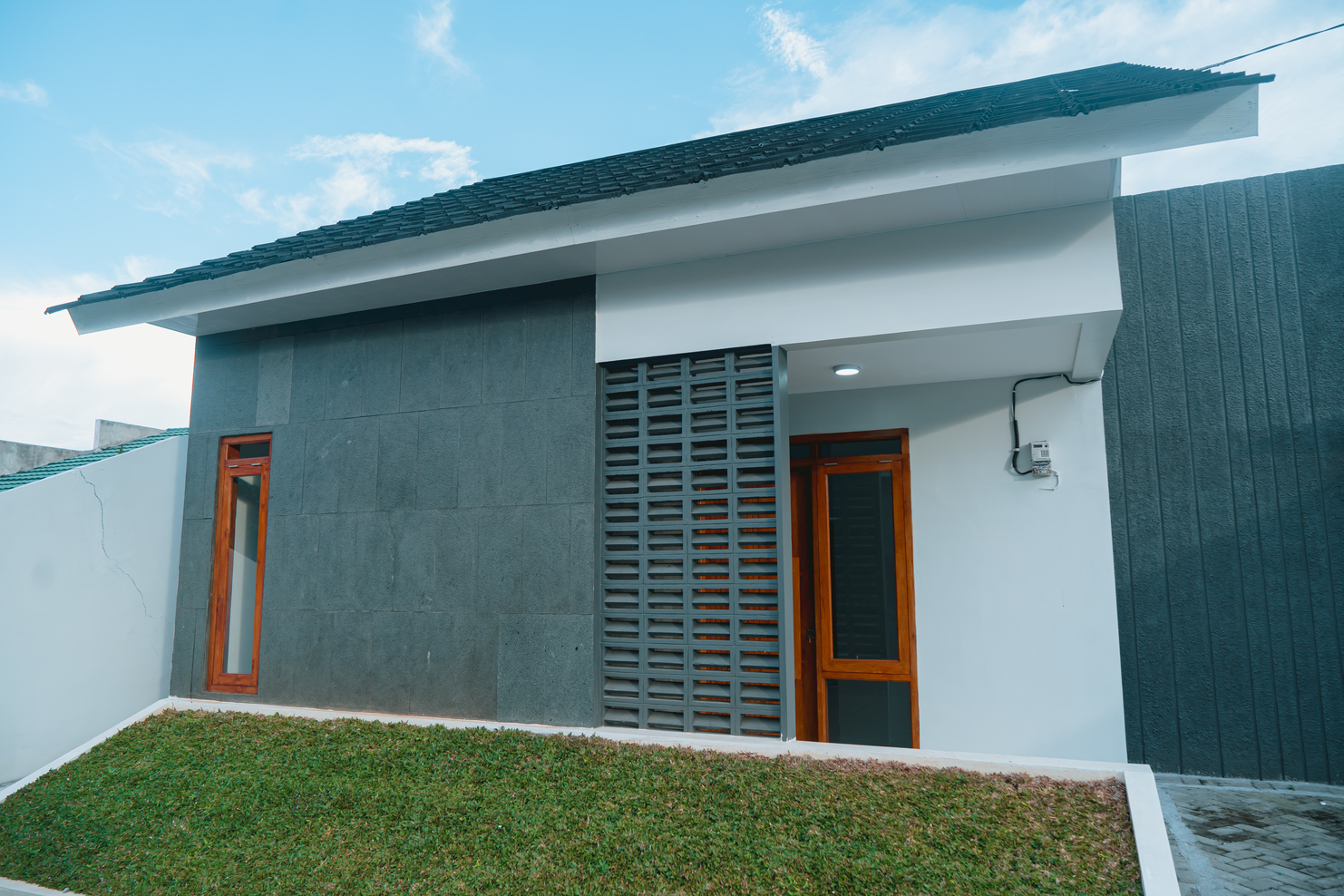 Gallery 12